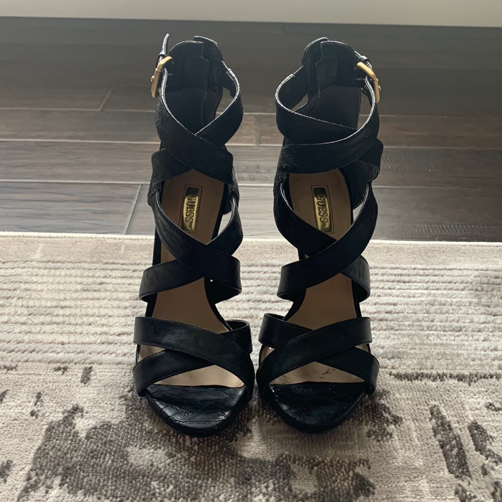 Beautiful Guess heels